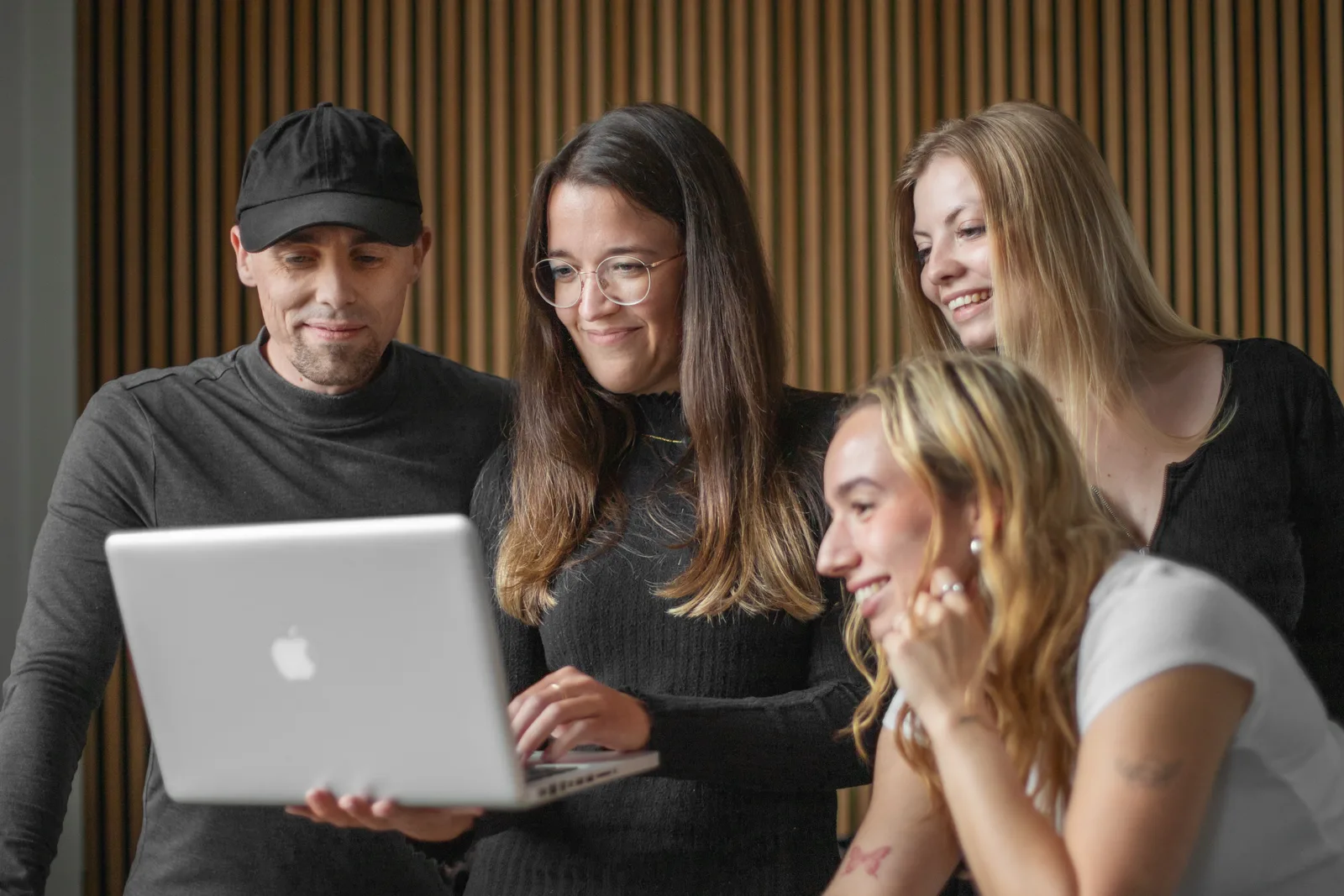Gemeinsame Ideenentwicklung im OnlineDialog-Team